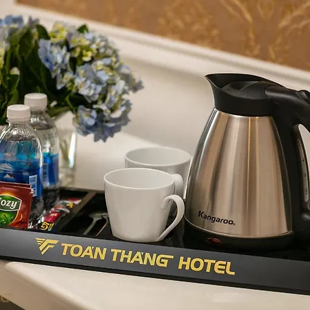 Toan Thang Hotel - 423 Ngo Gia Tu, Long Bien - By Bay Luxury Truong Lam Exterior photo