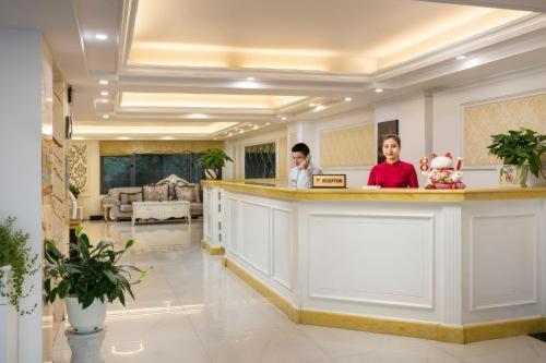 Toan Thang - 423 Ngo Gia Tu, Long Bien - By Bay Luxury Apartment Truong Lam