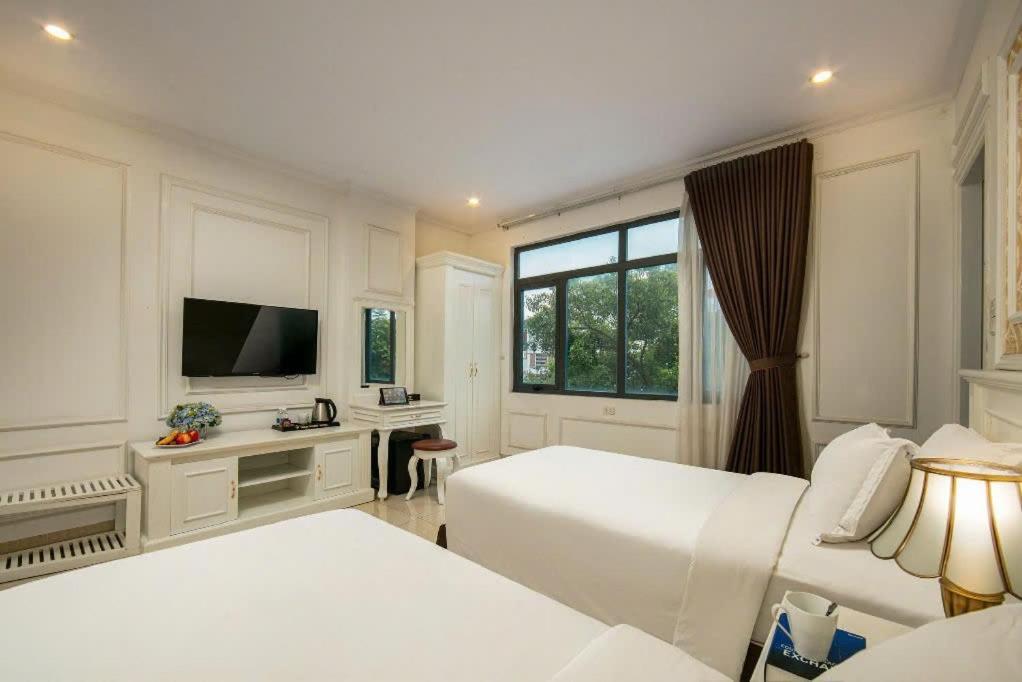 Toan Thang - 423 Ngo Gia Tu, Long Bien - By Bay Luxury * Truong Lam